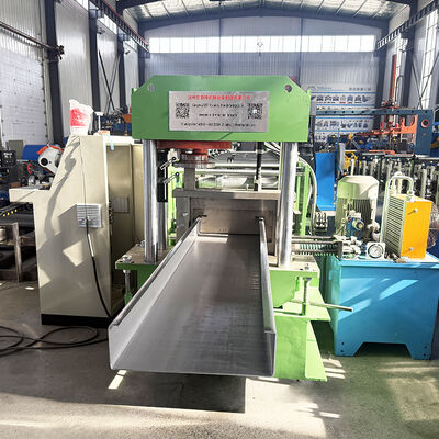 Auto Stop Cutting C Purlin Roofing Truss Making Roll Forming Machine 